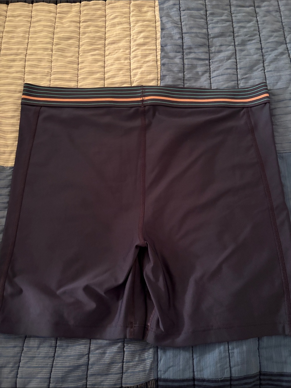 Under Armour Women's Plum Compression Bike Shorts with Peach Logo - Picture 3 of 3
